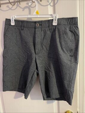 NWOT Under Armour Men's Charcoal Flat Front Performance Shorts - Size 36